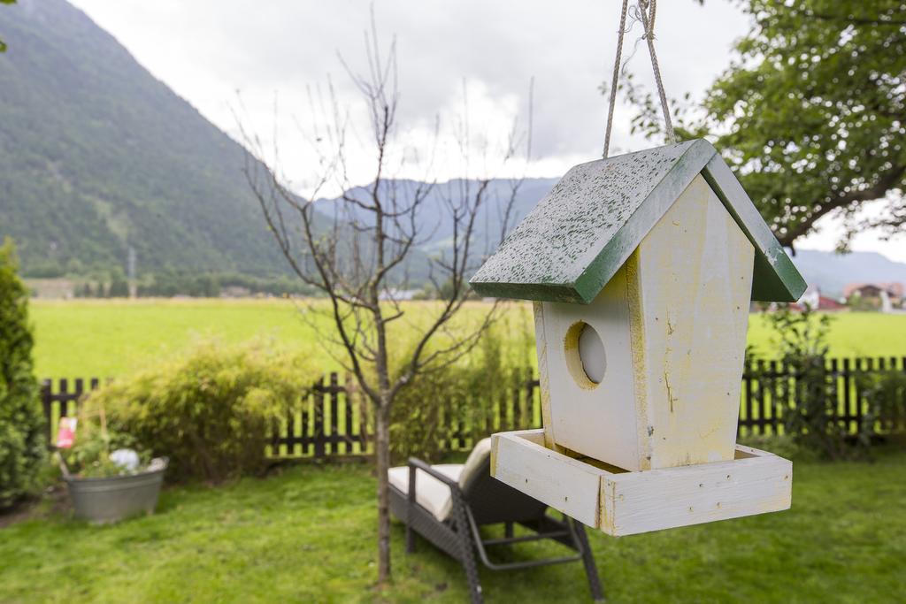 Forest Chalet, 15 Min To Salzburg Olt Town, And Most Beautiful Lakes, Secluded Location, 1,000 Sqm Garden, Mountainview, Panorama Sauna, Bath Whirlpool, Bbq&Bikes&Sunbeds For Free, Up To 10 P Golling an der Salzach Esterno foto