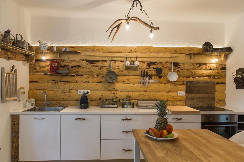 Forest Chalet, 15 Min To Salzburg Olt Town, And Most Beautiful Lakes, Secluded Location, 1,000 Sqm Garden, Mountainview, Panorama Sauna, Bath Whirlpool, Bbq&Bikes&Sunbeds For Free, Up To 10 P Golling an der Salzach Camera foto